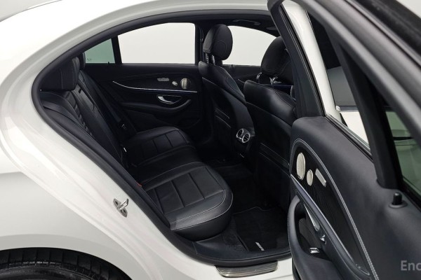 2022 Mercedes-Benz E-Класс с пробегом 42 432 км