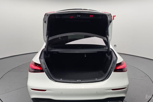 2022 Mercedes-Benz E-Класс с пробегом 42 432 км
