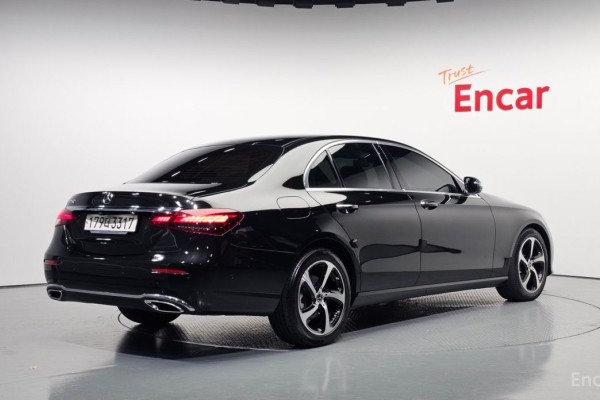 2021 Mercedes-Benz E-Класс с пробегом 61 017 км