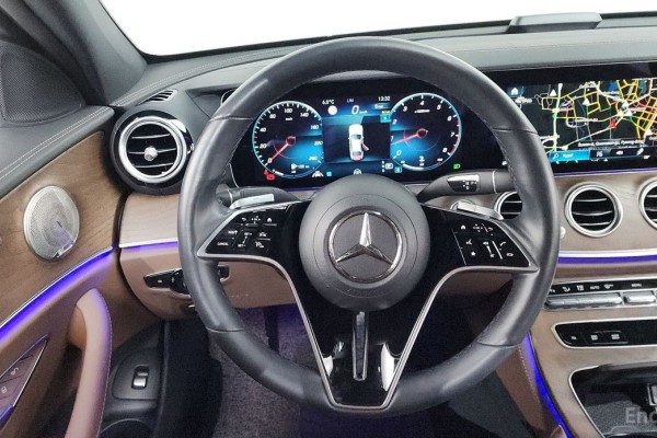 2022 Mercedes-Benz E-Класс с пробегом 48 033 км
