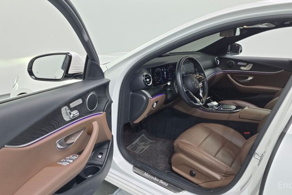 2022 Mercedes-Benz E-Класс с пробегом 43 198 км