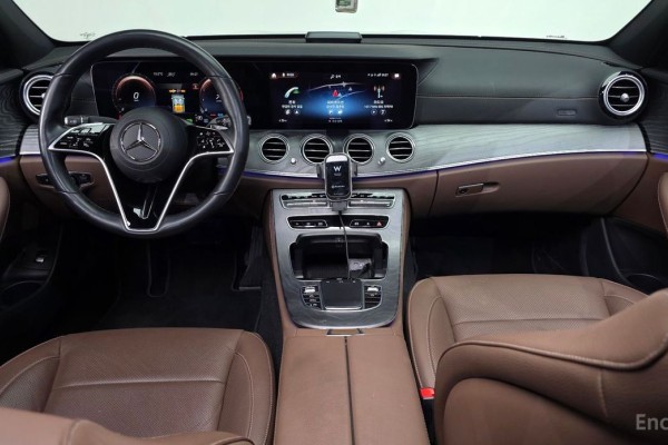 2022 Mercedes-Benz E-Класс с пробегом 60 187 км