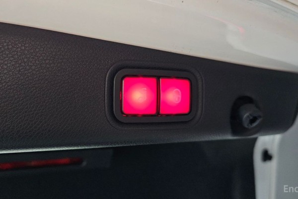 2022 Mercedes-Benz E-Класс с пробегом 60 289 км