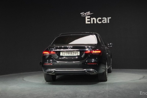 2022 Mercedes-Benz E-Класс с пробегом 128 960 км