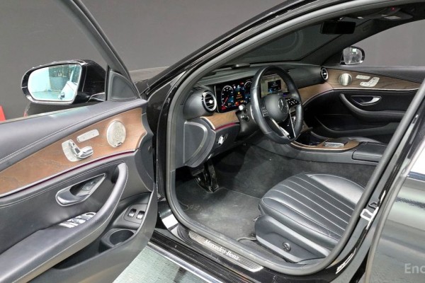 2022 Mercedes-Benz E-Класс с пробегом 128 960 км