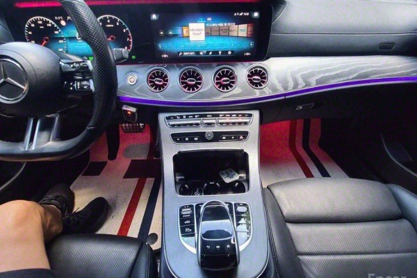 2021 Mercedes-Benz E-Класс с пробегом 67 124 км