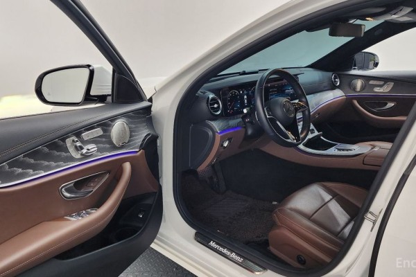 2022 Mercedes-Benz E-Класс с пробегом 64 397 км