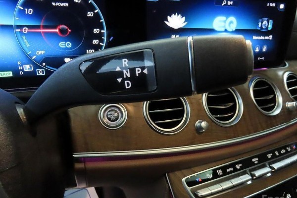 2021 Mercedes-Benz E-Класс с пробегом 147 632 км