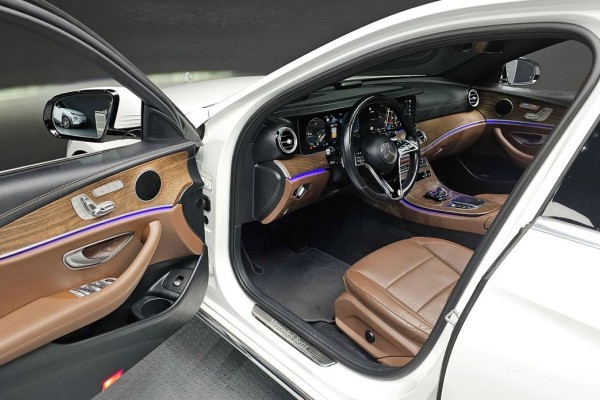 2021 Mercedes-Benz E-Класс с пробегом 80 863 км