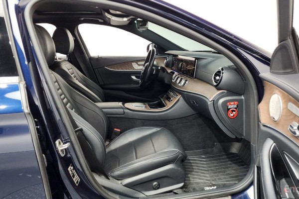 2021 Mercedes-Benz E-Класс с пробегом 114 466 км