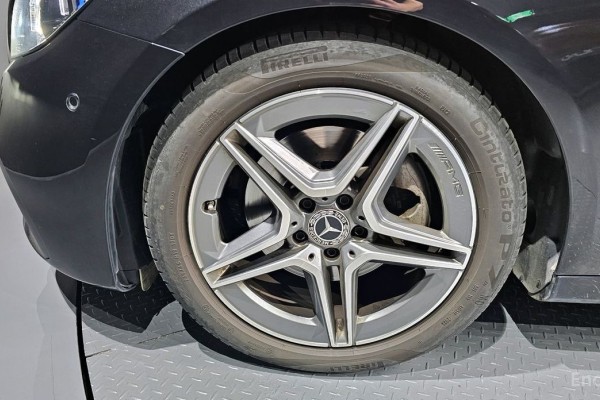 2022 Mercedes-Benz E-Класс с пробегом 61 475 км