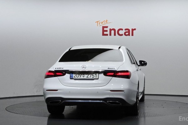 2022 Mercedes-Benz E-Класс с пробегом 84 891 км