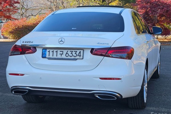 2022 Mercedes-Benz E-Класс с пробегом 62 681 км