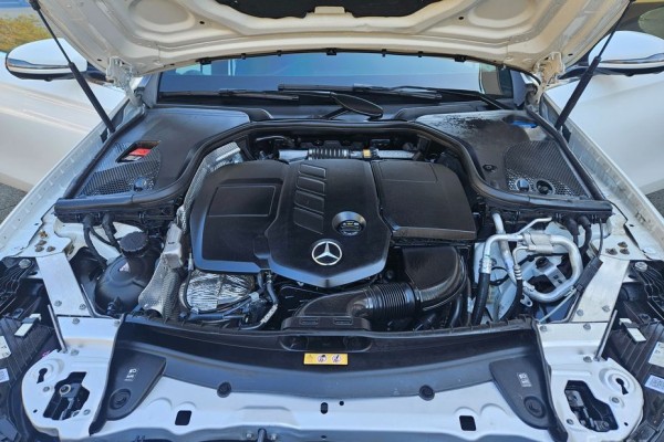 2022 Mercedes-Benz E-Класс с пробегом 62 681 км