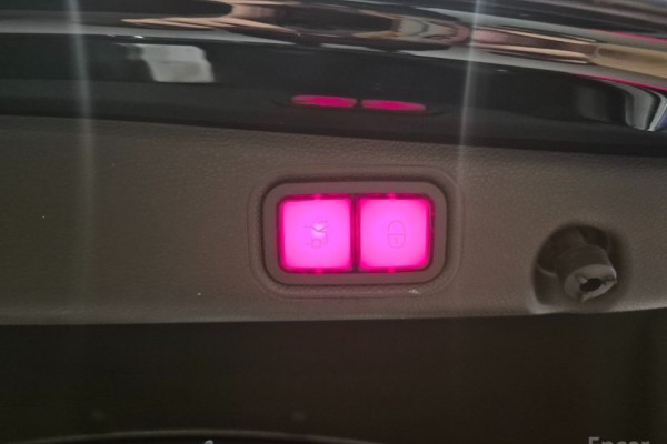 2021 Mercedes-Benz E-Класс с пробегом 60 697 км