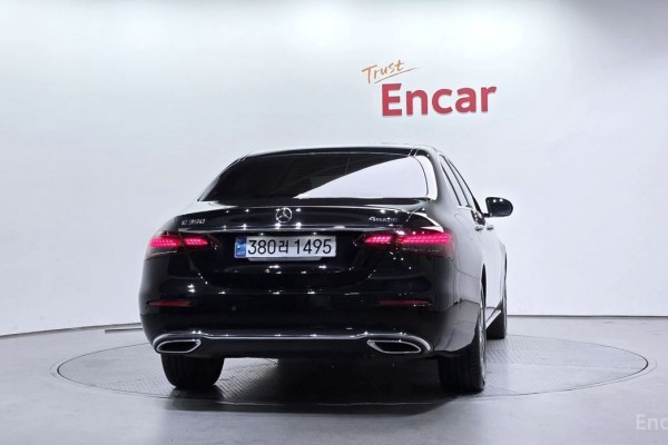 2022 Mercedes-Benz E-Класс с пробегом 62 964 км