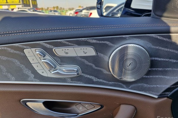 2022 Mercedes-Benz E-Класс с пробегом 70 108 км