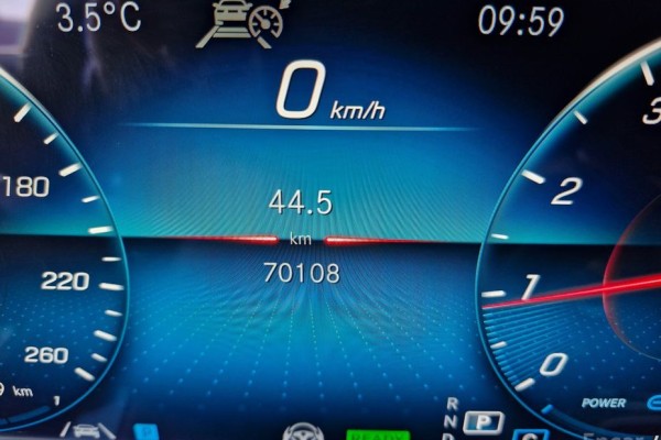 2022 Mercedes-Benz E-Класс с пробегом 70 108 км