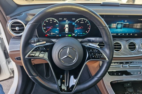 2022 Mercedes-Benz E-Класс с пробегом 70 108 км