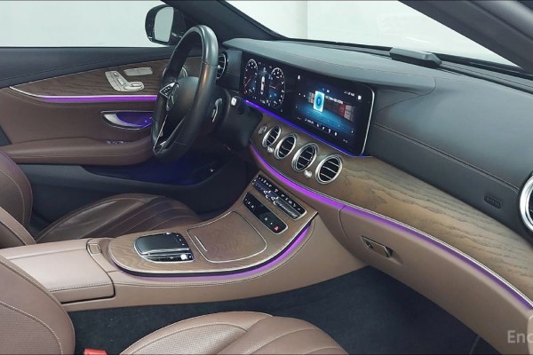 2022 Mercedes-Benz E-Класс с пробегом 90 193 км