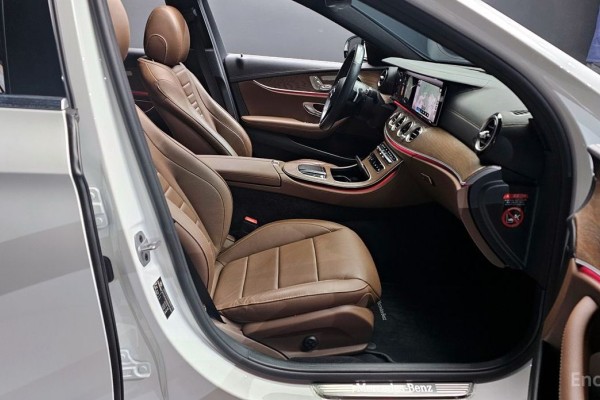 2021 Mercedes-Benz E-Класс с пробегом 44 555 км