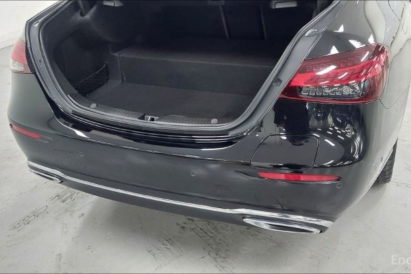 2022 Mercedes-Benz E-Класс с пробегом 90 193 км