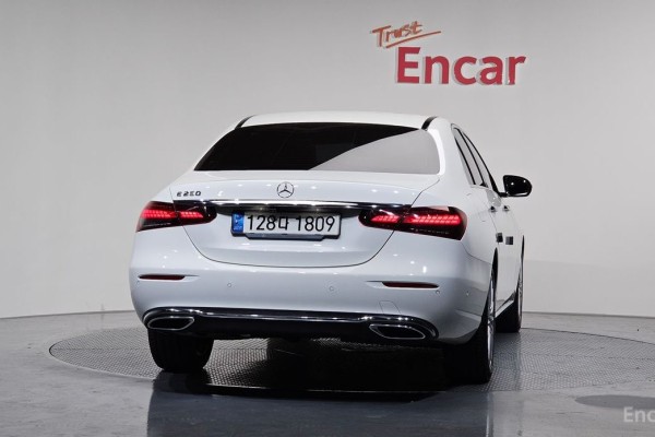 2021 Mercedes-Benz E-Класс с пробегом 44 089 км