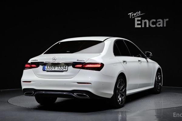 2022 Mercedes-Benz E-Класс с пробегом 54 039 км