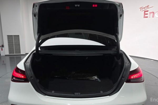 2021 Mercedes-Benz E-Класс с пробегом 44 930 км