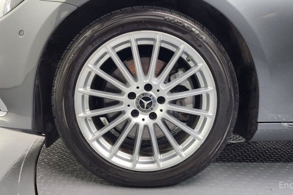 2022 Mercedes-Benz E-Класс с пробегом 54 196 км