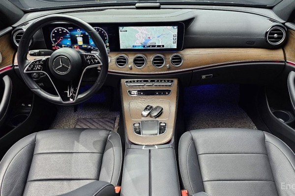 2021 Mercedes-Benz E-Класс с пробегом 115 272 км