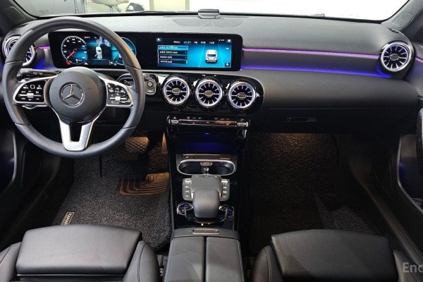 2022 Mercedes-Benz A-Класс с пробегом 46 060 км