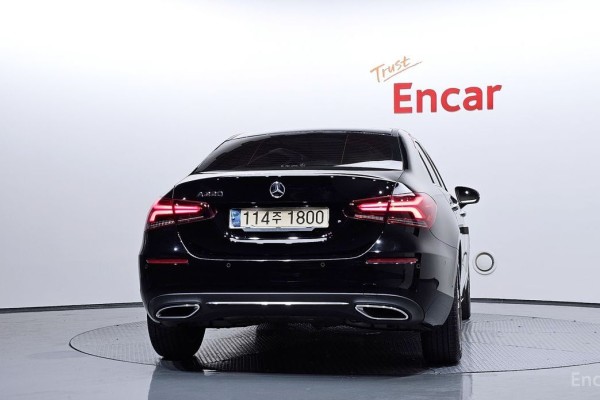 2021 Mercedes-Benz A-Класс с пробегом 44 777 км