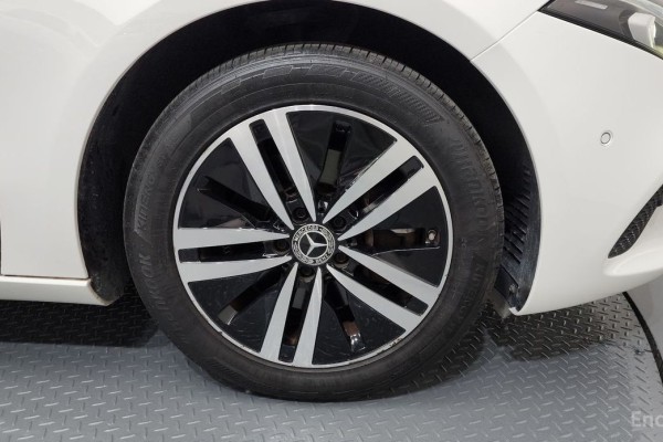 2021 Mercedes-Benz A-Класс с пробегом 52 110 км