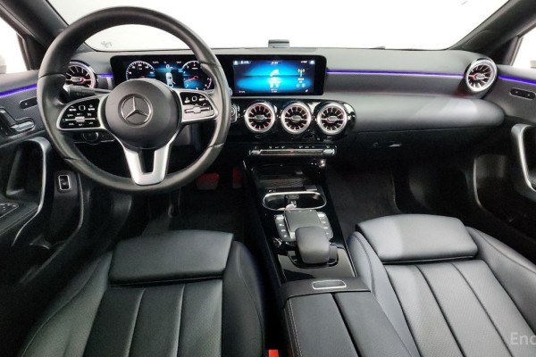 2021 Mercedes-Benz A-Класс с пробегом 52 110 км