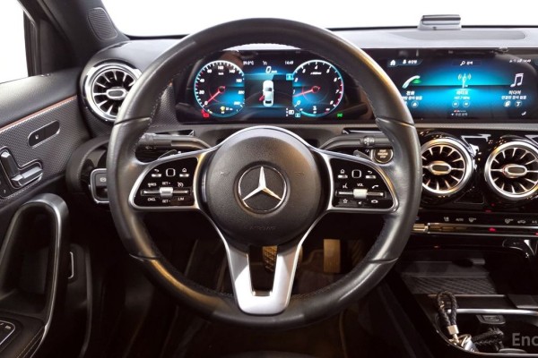 2021 Mercedes-Benz A-Класс с пробегом 78 675 км