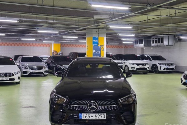 2022 Mercedes-Benz E-Класс с пробегом 48 500 км