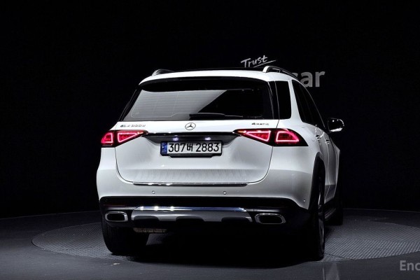 2022 Mercedes-Benz GLE с пробегом 65 093 км