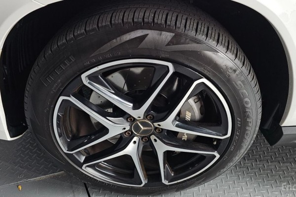 2021 Mercedes-Benz GLE с пробегом 105 620 км