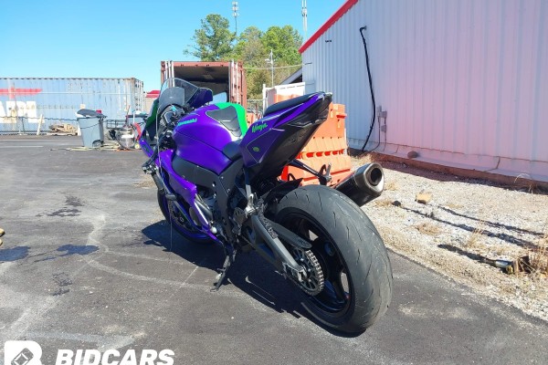 2022 Kawasaki ZX1002, M ZX-10R с пробегом 15 115 км