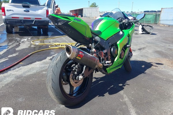 2022 Kawasaki ZX1002, M ZX-10R с пробегом 15 115 км