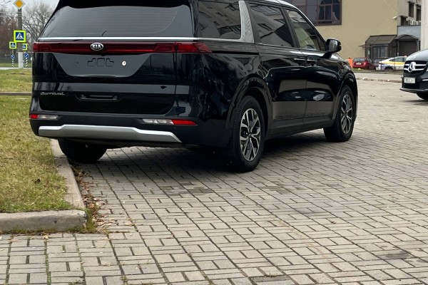 2021 Kia Carnival с пробегом 97 029 км
