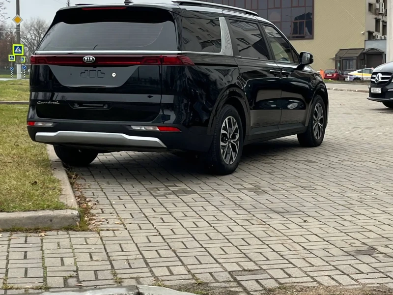 2021 Kia Carnival с пробегом 97 029 км