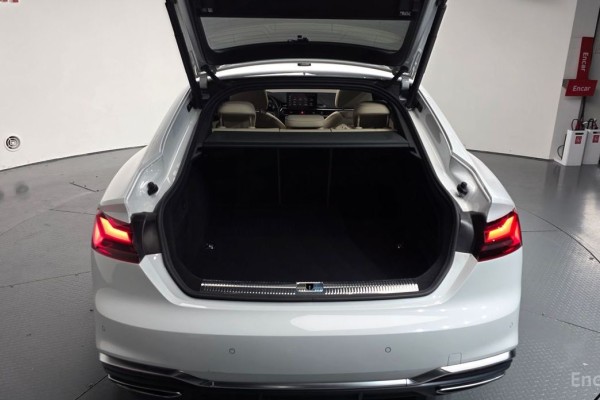 2021 Audi A5 с пробегом 59 723 км