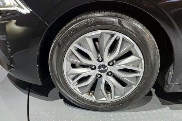 2022 Kia K5 с пробегом 76 528 км