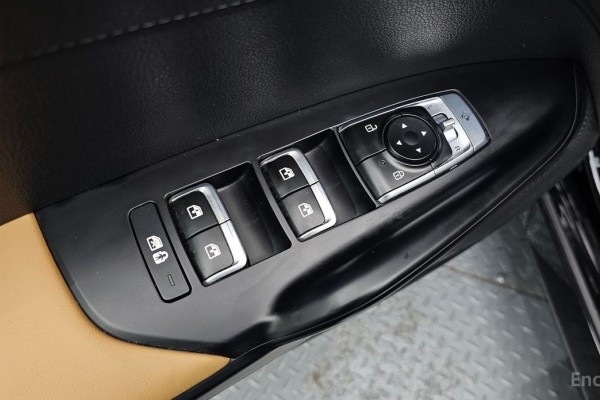 2021 Kia K5 с пробегом 79 812 км