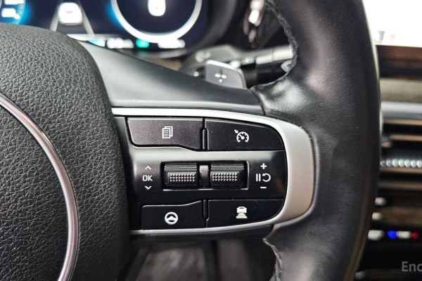 2022 Kia K5 с пробегом 76 528 км