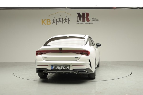 2021 Kia K5 с пробегом 103 323 км