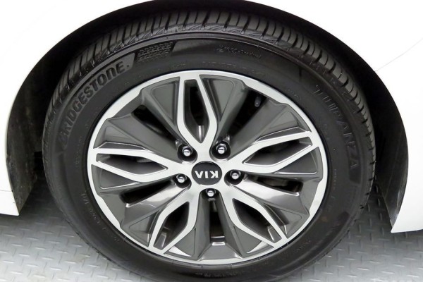 2021 Kia K5 с пробегом 103 323 км