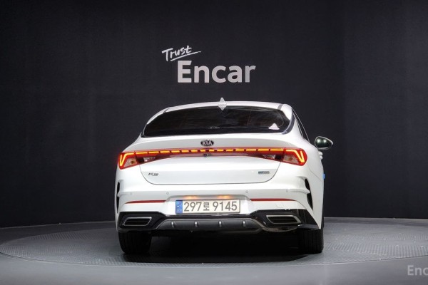 2021 Kia K5 с пробегом 43 244 км